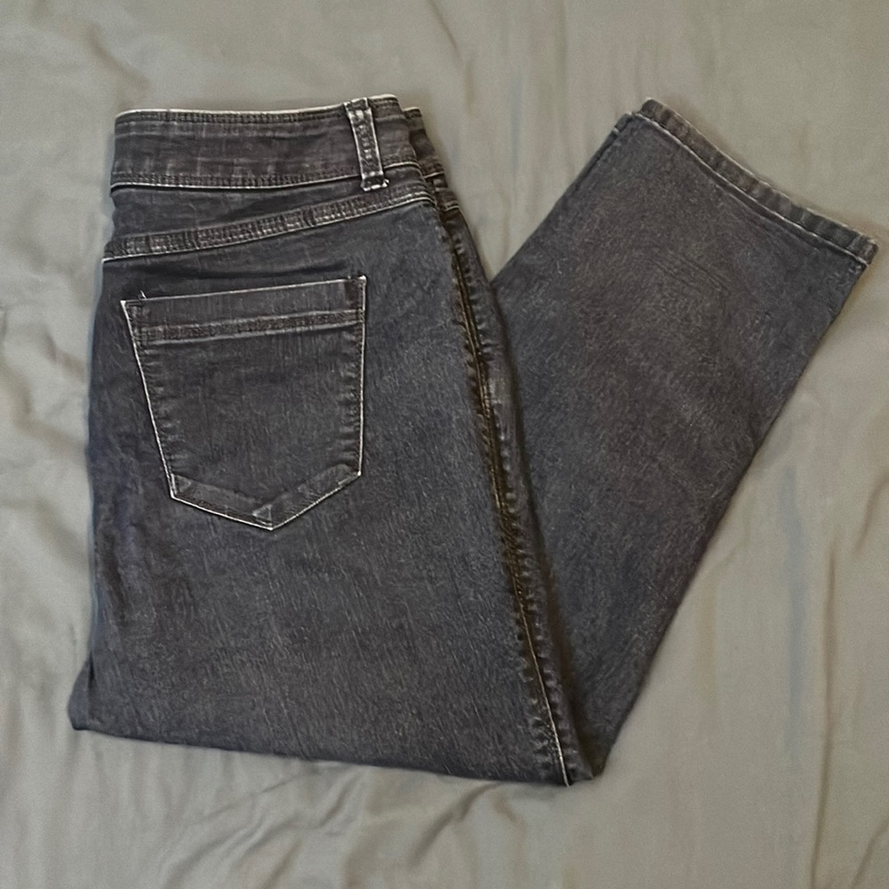 Dana Buchman Jean Capris 6